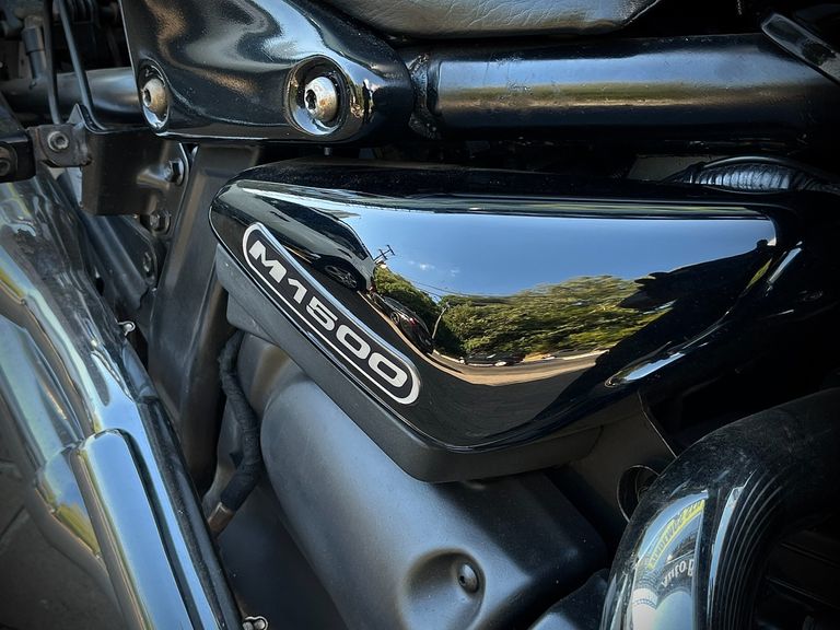 SUZUKI BOULEVARD M1500