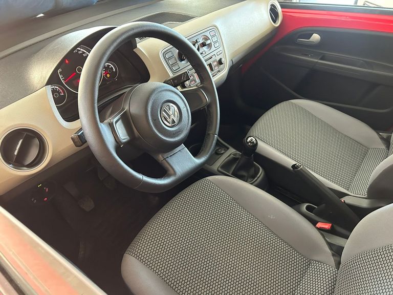 VolksWagen up! move 1.0 TSI Total Flex 12V 5p