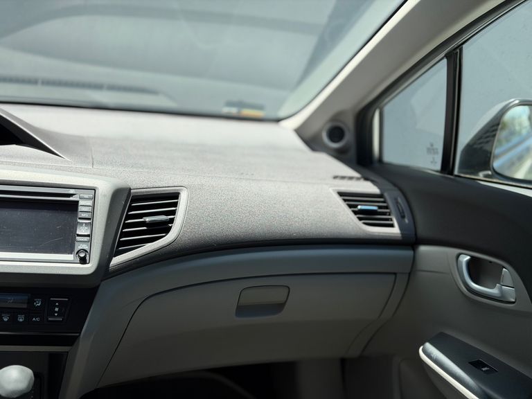 Honda Civic Sedan EXS 1.8/1.8 Flex 16V Aut. 4p