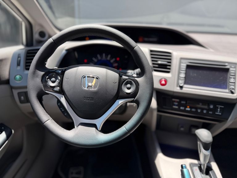 Honda Civic Sedan EXS 1.8/1.8 Flex 16V Aut. 4p