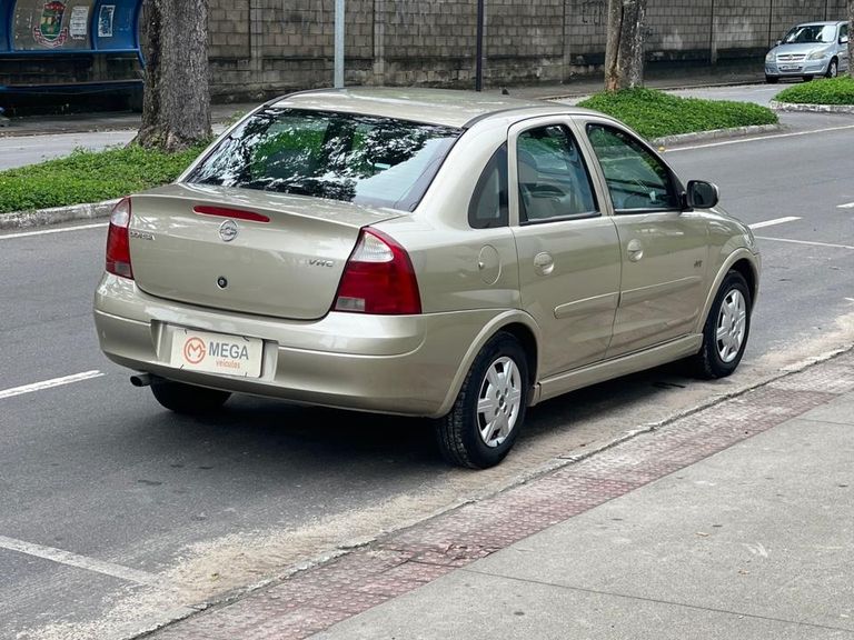 Chevrolet Corsa Sed. Joy 1.0/ 1.0 FlexPower 8V 4p