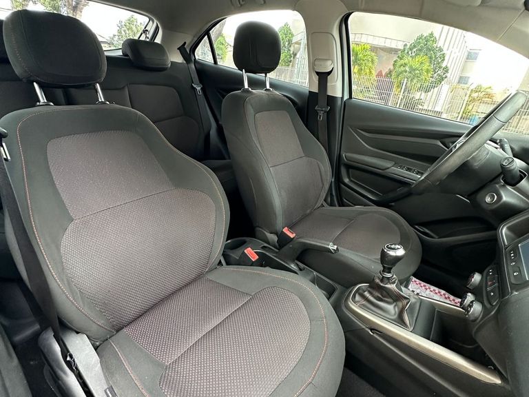 Chevrolet ONIX HATCH LTZ 1.4 8V FlexPower 5p Mec.