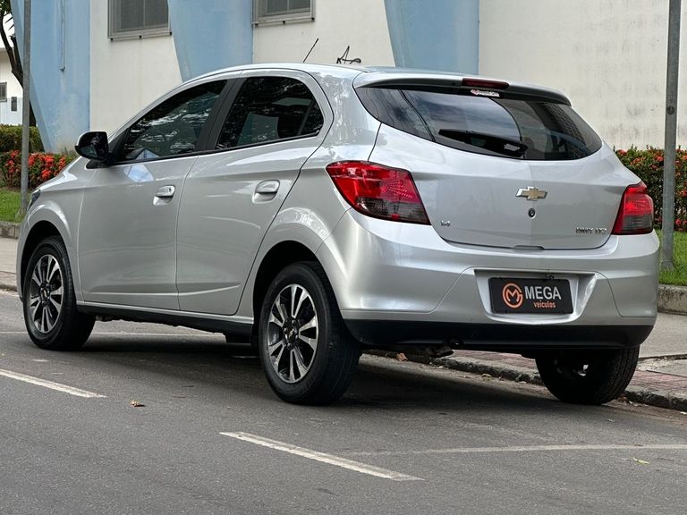 Chevrolet ONIX HATCH LTZ 1.4 8V FlexPower 5p Mec.