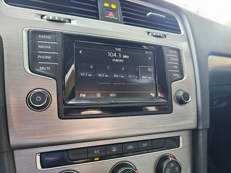 VolksWagen Golf Comfortline 1.4 TSI 140cv Aut.