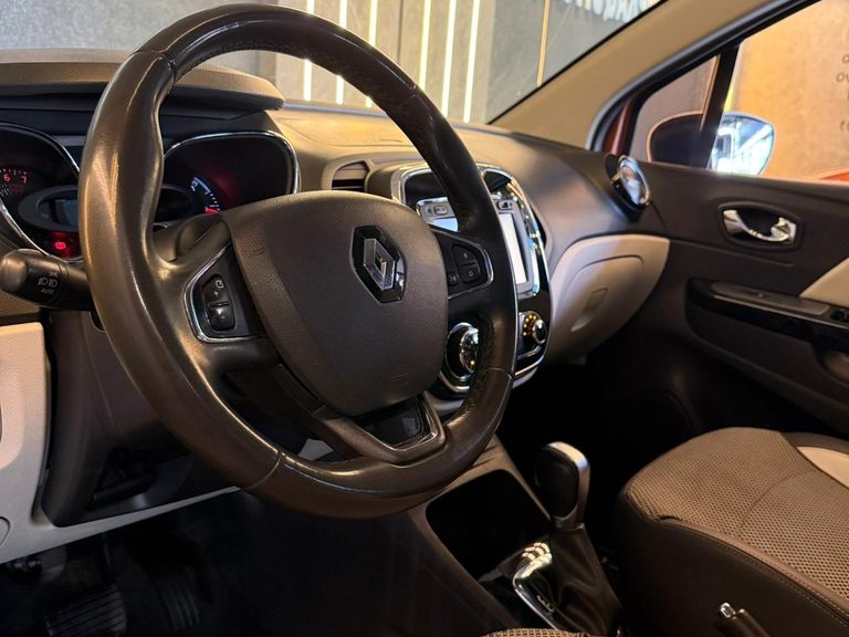 Renault CAPTUR Intense 1.6 16V Flex 5p Aut.