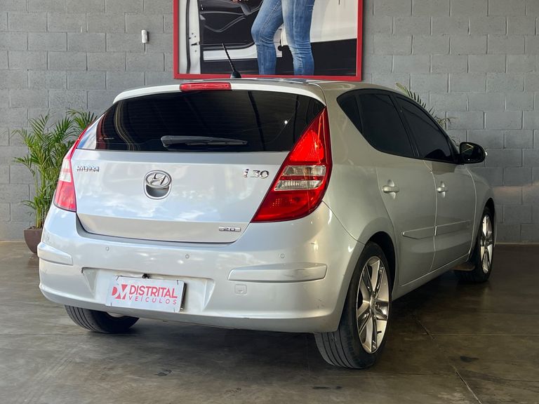 Hyundai i30 2.0 16V 145cv 5p Aut.