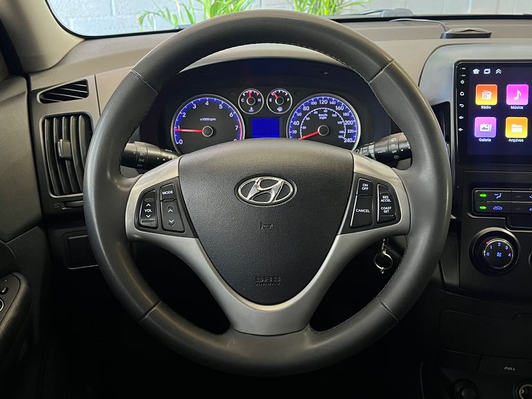 Hyundai i30 2.0 16V 145cv 5p Aut.