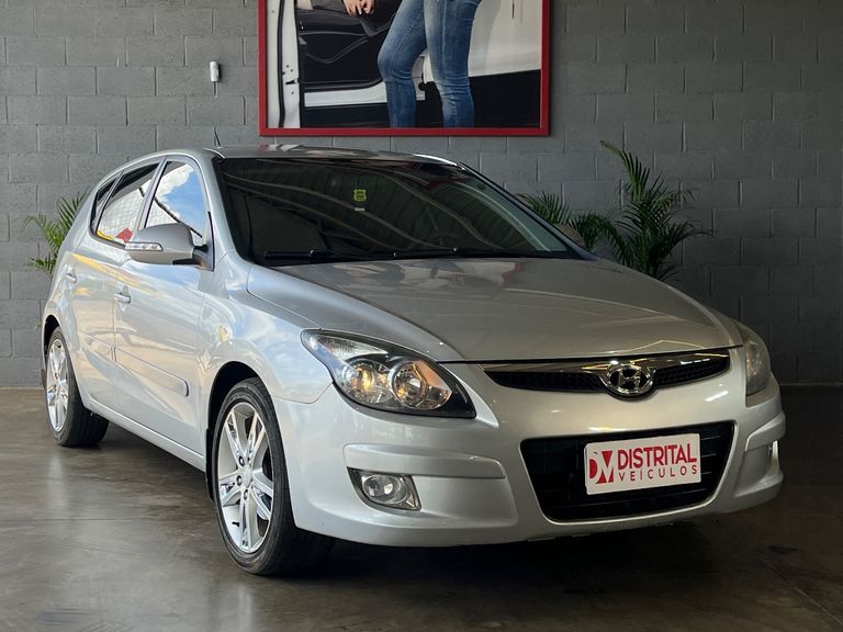 Hyundai i30 2.0 16V 145cv 5p Aut.