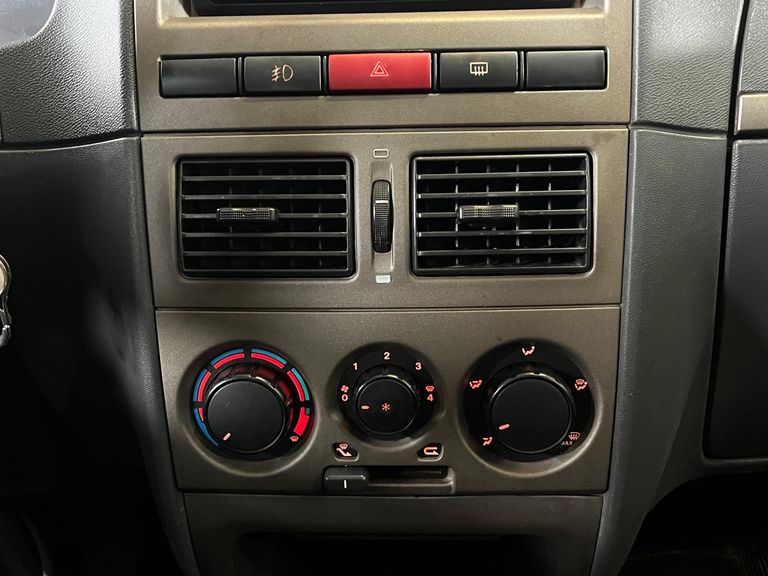 Fiat Palio Weekend Trekking 1.6 Flex 16V 5p