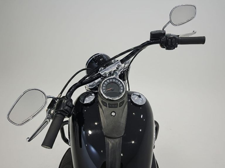 Harley SOFTAIL SLIM FLSL