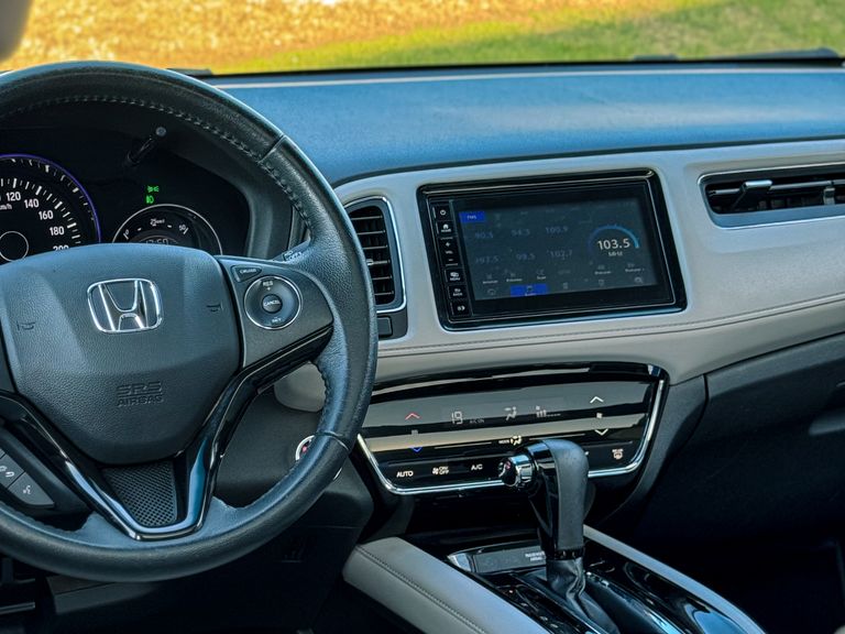 Honda HR-V Touring 1.5 Flex TB 16V 5p Aut.