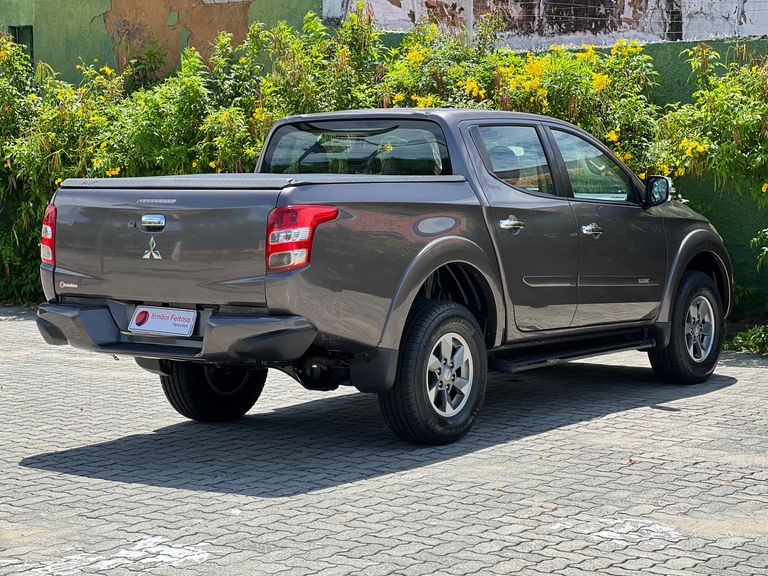 Mitsubishi L200 Triton Sport HPE 2.4 CD Diesel Aut.