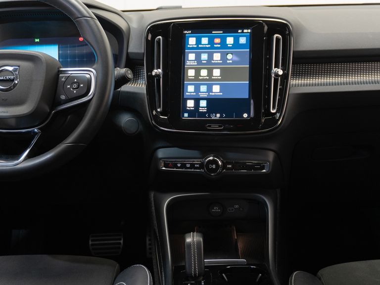 Volvo XC 40 Pure (Elétrico)