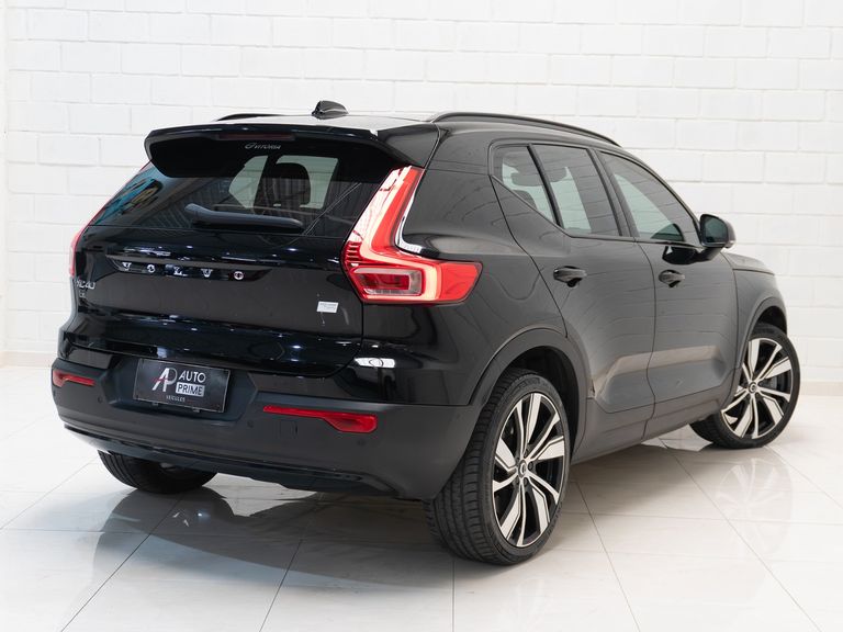 Volvo XC 40 Pure (Elétrico)