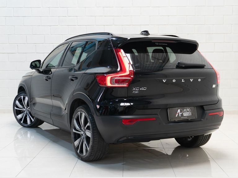 Volvo XC 40 Pure (Elétrico)