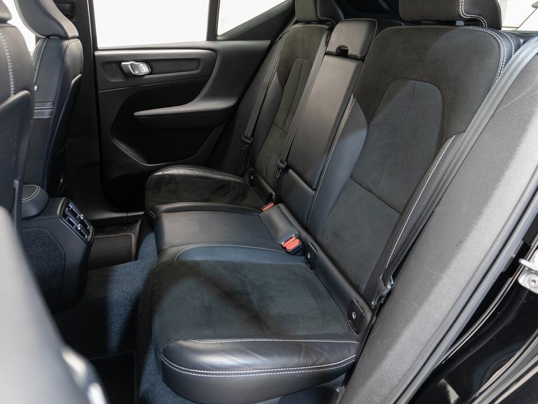 Volvo XC 40 Pure (Elétrico)