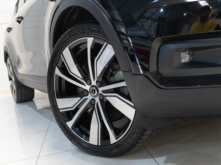 Volvo XC 40 Pure (Elétrico)