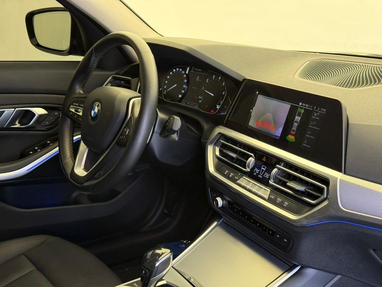 BMW 320iA Modern/Sport TB 2.0/A.Flex/GP 4p