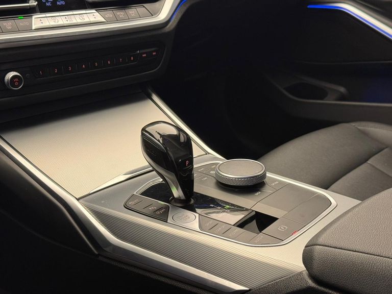 BMW 320iA Modern/Sport TB 2.0/A.Flex/GP 4p