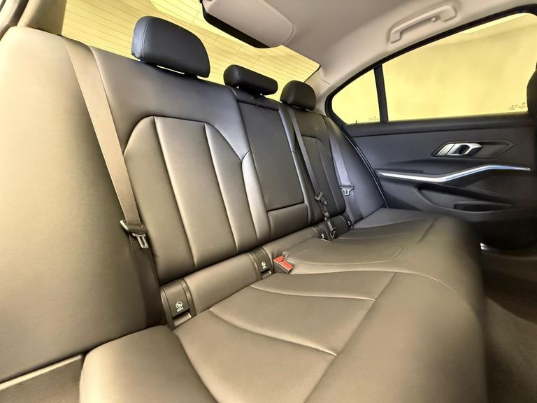 BMW 320iA Modern/Sport TB 2.0/A.Flex/GP 4p