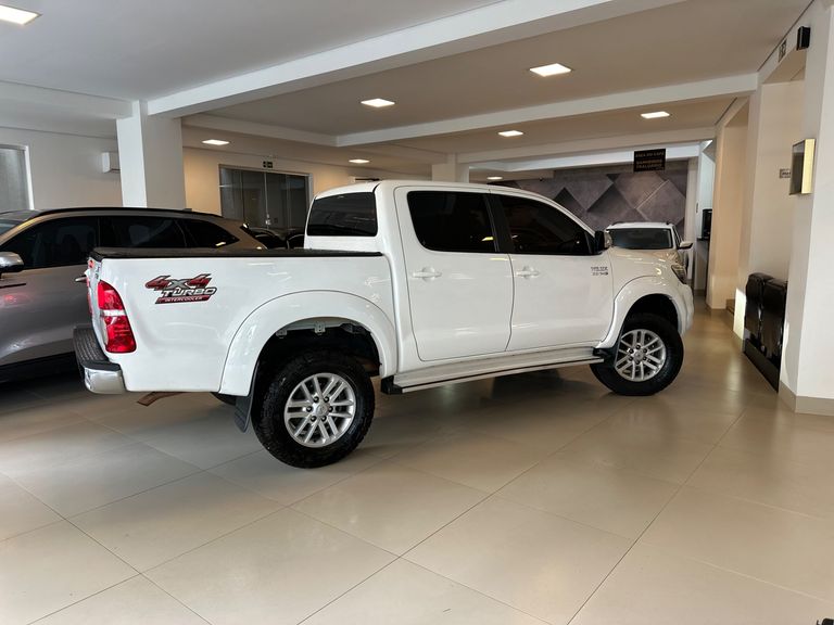 Toyota Hilux CD SRV D4-D 4x4 3.0 TDI Diesel Aut