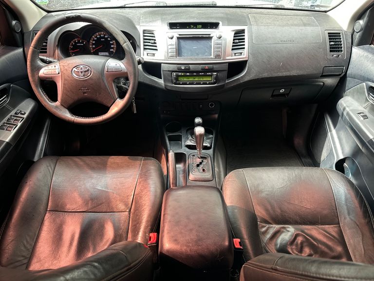 Toyota Hilux CD SRV D4-D 4x4 3.0 TDI Diesel Aut