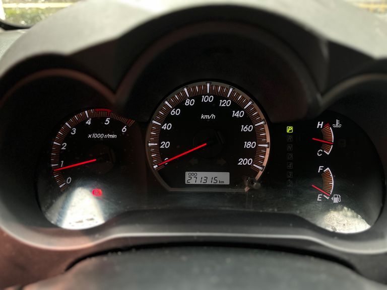 Toyota Hilux CD SRV D4-D 4x4 3.0 TDI Diesel Aut