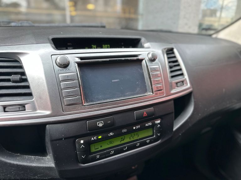 Toyota Hilux CD SRV D4-D 4x4 3.0 TDI Diesel Aut