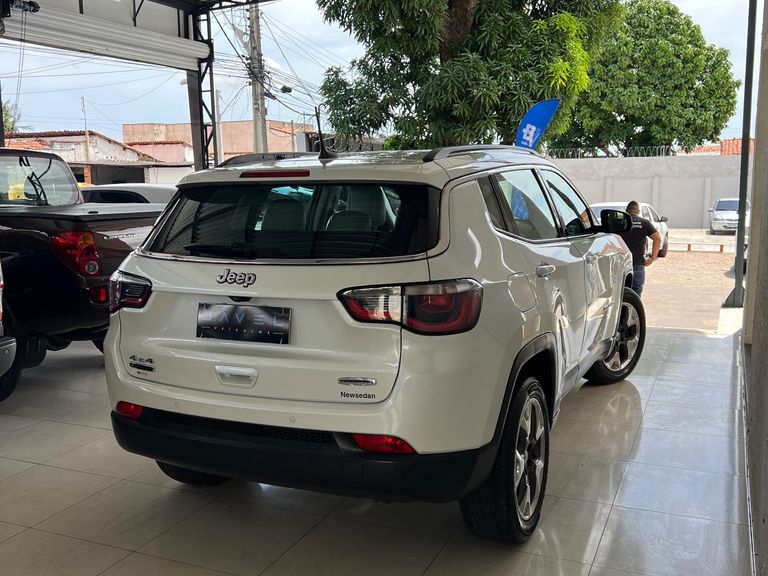 Jeep COMPASS LONGITUDE 2.0 4x4 Dies. 16V Aut.