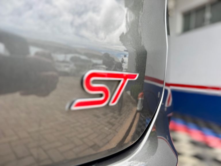 Ford EDGE ST 2.7 V6 24V AWD Aut.