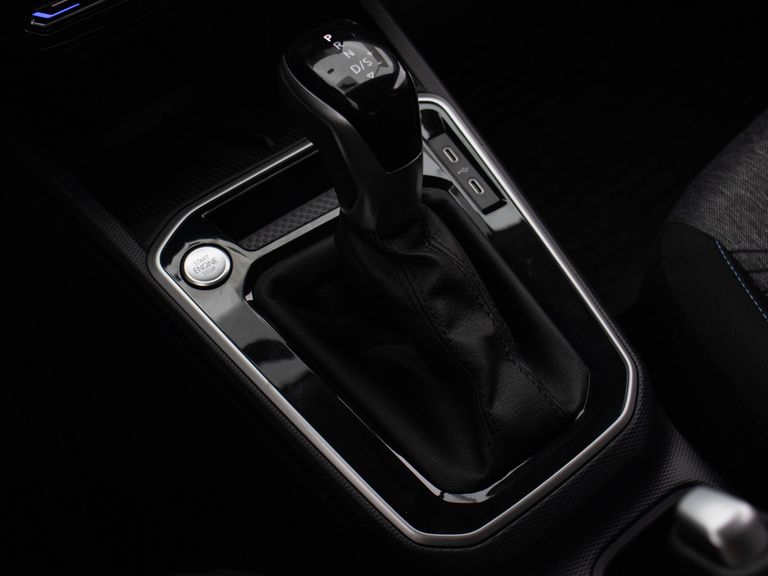 VolksWagen Tera Comfort 1.0 170 TSI Flex 12V 5p Aut