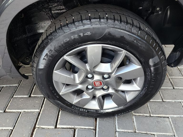 Fiat UNO CIAO 1.0 Fire Flex 8V 5p