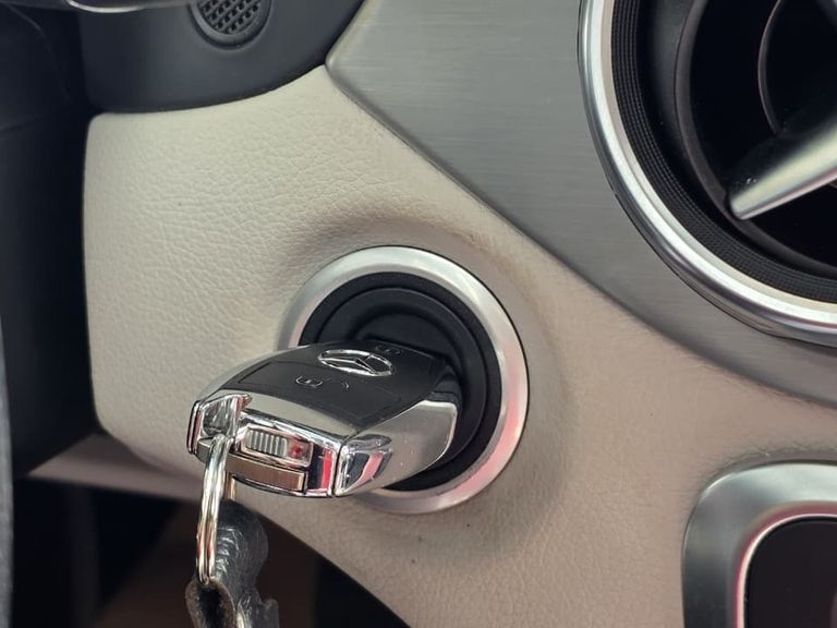 Mercedes GLA 200 Advance 1.6/1.6 TB 16V Flex Aut.