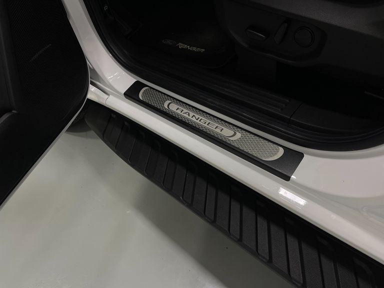 Ford Ranger Limited+ 3.0 V6 4x4 CD TB Die Aut