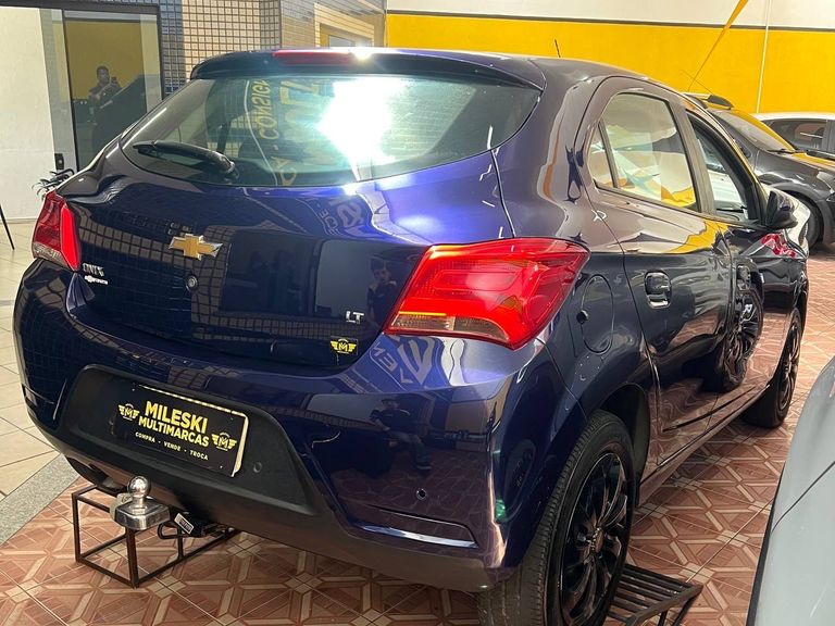 Chevrolet ONIX HATCH LT 1.4 8V FlexPower 5p Aut.