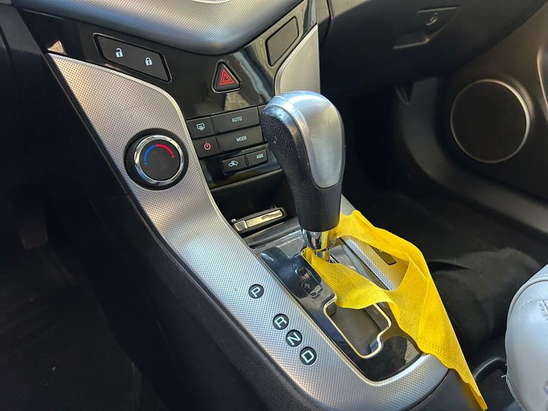 Chevrolet CRUZE LTZ 1.8 16V FlexPower 4p Aut.