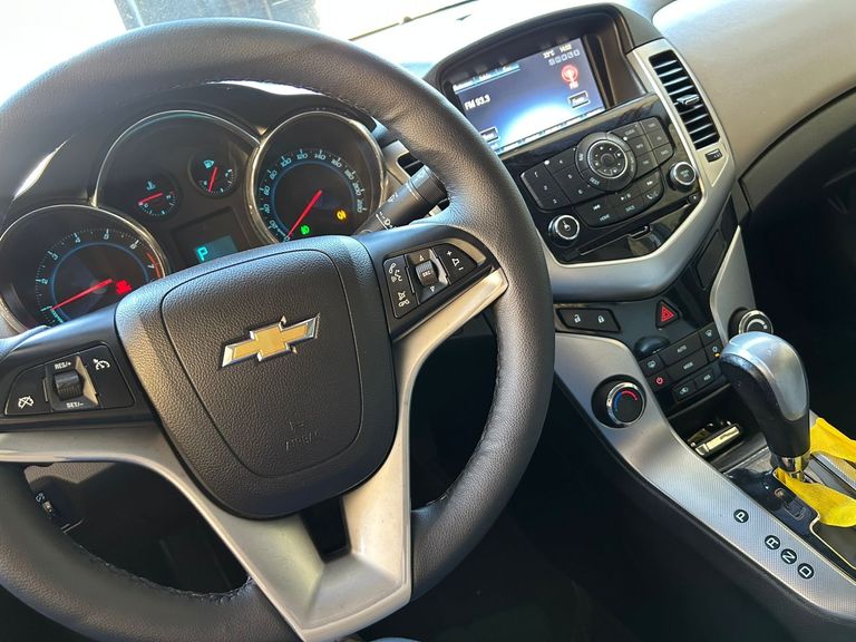 Chevrolet CRUZE LTZ 1.8 16V FlexPower 4p Aut.