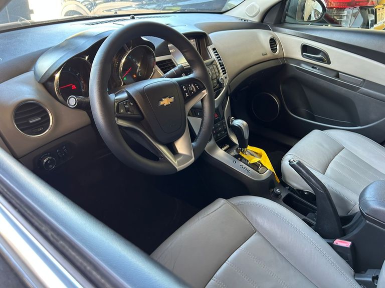 Chevrolet CRUZE LTZ 1.8 16V FlexPower 4p Aut.