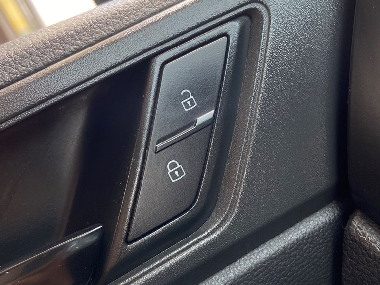 VolksWagen Polo 1.6 MSI Flex 16V 5p