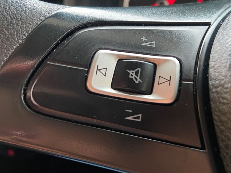 VolksWagen Polo 1.6 MSI Flex 16V 5p