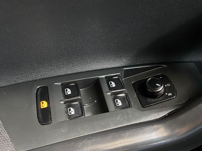 VolksWagen Polo 1.6 MSI Flex 16V 5p