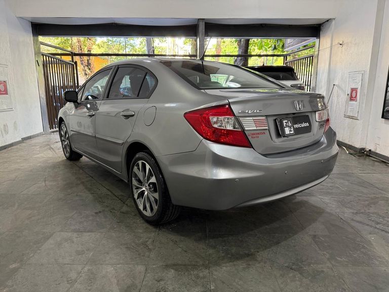 Honda Civic Sedan LXR 2.0 Flexone 16V Aut. 4p