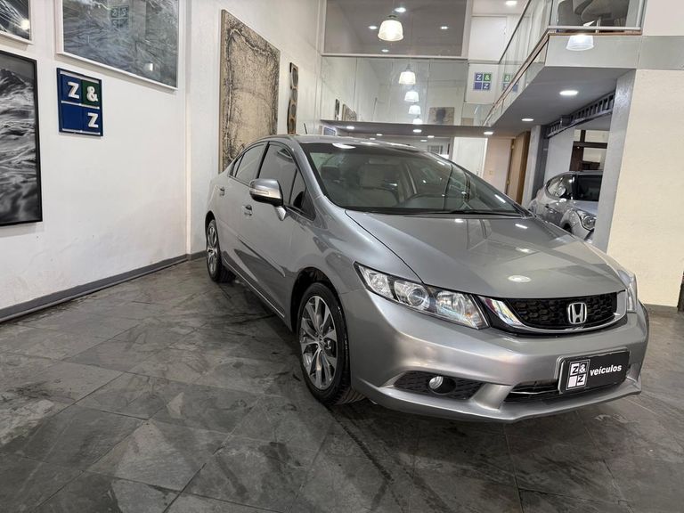 Honda Civic Sedan LXR 2.0 Flexone 16V Aut. 4p