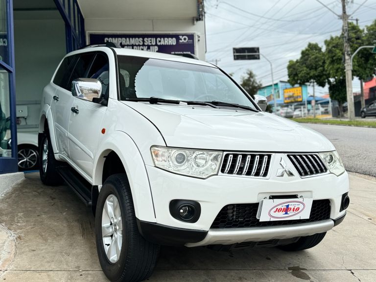 Mitsubishi Pajero DAKAR 3.2 4x4 T.I. Dies. 5p Aut.