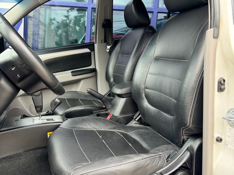 Mitsubishi Pajero DAKAR 3.2 4x4 T.I. Dies. 5p Aut.