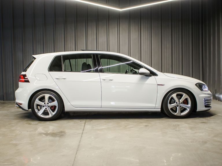 VolksWagen Golf GTi 2.0 TSI 220cv Aut.