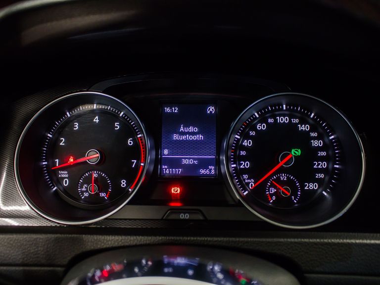 VolksWagen Golf GTi 2.0 TSI 220cv Aut.