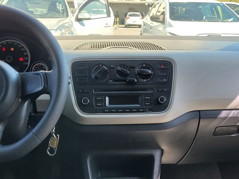 VolksWagen up! move 1.0 TSI Total Flex 12V 5p