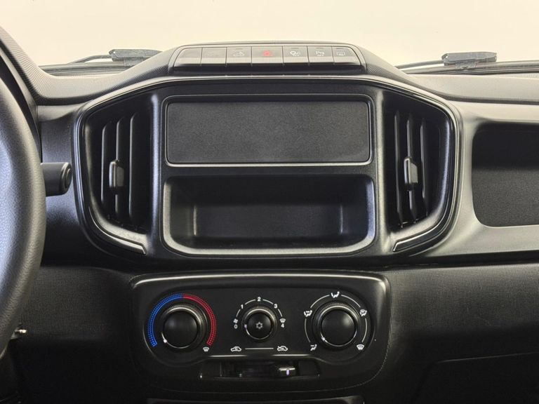 Fiat Strada Freedom 1.3 Flex 8V CD