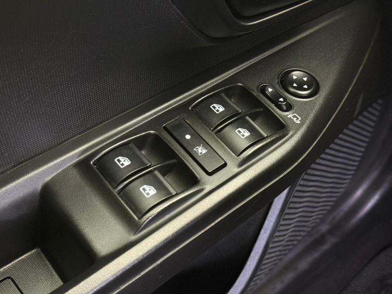 Fiat Strada Freedom 1.3 Flex 8V CD